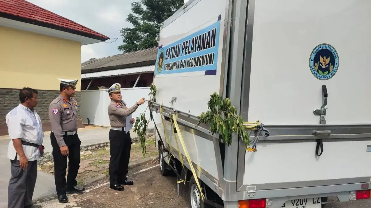 SIM Sopir Mobil SPPG yang Kecelakaan di Kedungwuni Pekalongan Ternyata Kedaluwarsa Sejak Agustus SIM Sopir Mobil SPPG yang Kecelakaan di Kedungwuni Pekalongan Ternyata Kedaluwarsa Sejak Agustus