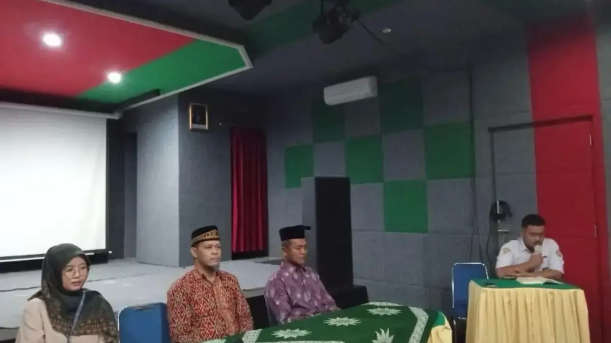 Sambut Era Global, 28 Murid SMUHI Pekajangan Ikuti Kursus Intensif Bahasa Inggris 5 Hari Sambut Era Global, 28 Murid SMUHI Pekajangan Ikuti Kursus Intensif Bahasa Inggris 5 Hari