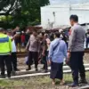 Tragis! Tukang Pijat Tewas Tersambar KA Harina di Kendal Usai Nekat Terobos Palang Pintu