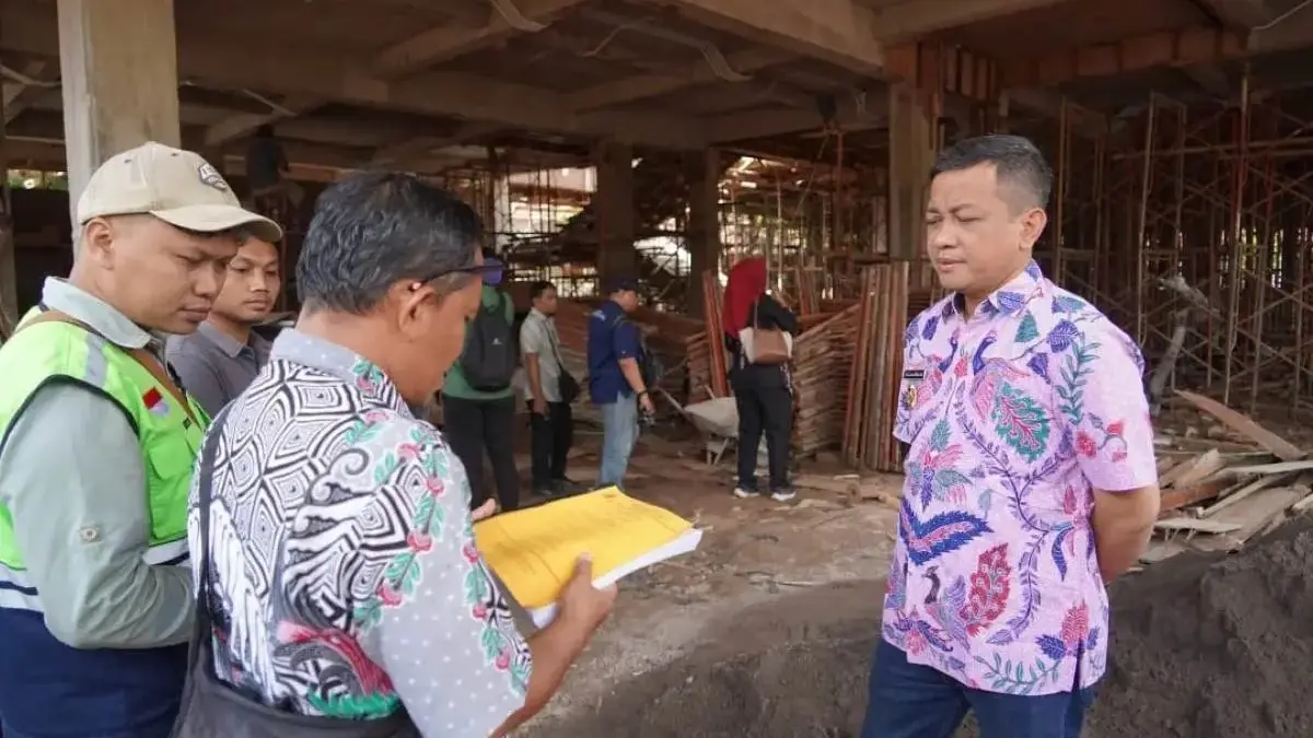 Wali Kota Aaf Pastikan Proyek Gedung Inspektorat Pekalongan Molor, Target Akhir Januari 2026