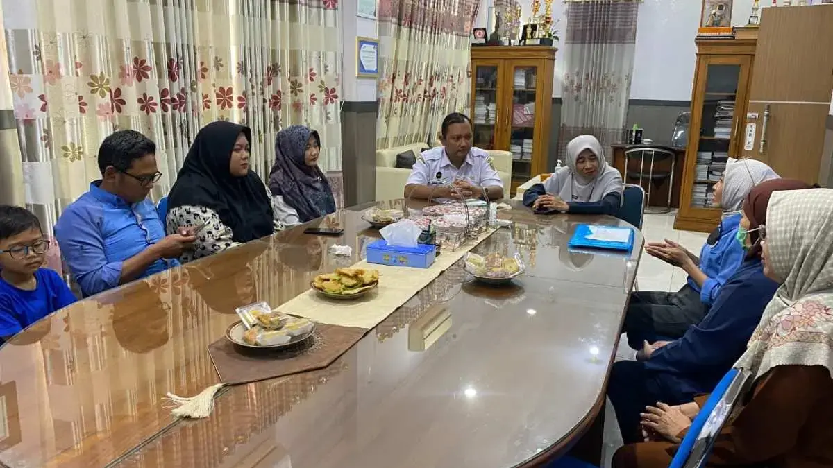 Waspada Penyakit Genetika, Dinkes Batang dan POPTI Gencarkan Edukasi Cegah Talasemia di Sekolah-Sekolah Waspada Penyakit Genetika, Dinkes Batang dan POPTI Gencarkan Edukasi Cegah Talasemia di Sekolah-Sekolah