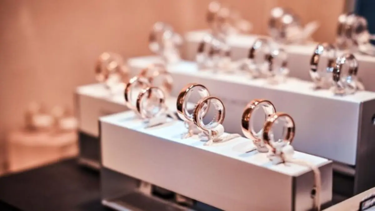 Harga Emas Perhiasan Hari Ini Tanggal 16 Desember 2025 Bergerak Beragam! Cek Rincian di Rajaemas dan Lakuemas! harga emas perhiasan hari ini tanggal 16 desember 2025