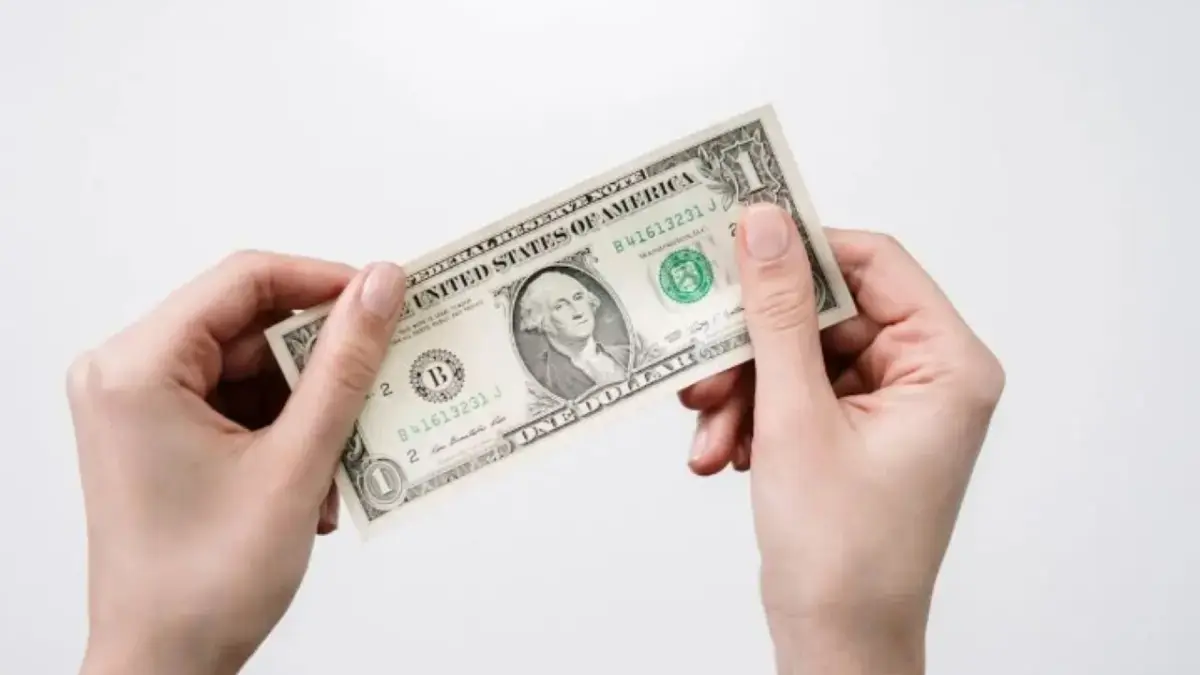 Ramalan Keuangan Zodiak 8 Desember 2025