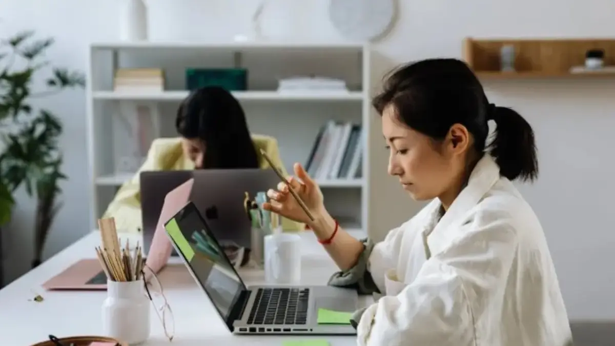 Ada Tekanan Pekerjaan? Ramalan Keuangan Zodiak Jumat 19 Desember 2025: Leo, Virgo, Libra, dan Scorpio Ramalan Keuangan Zodiak Jumat 19 Desember 2025