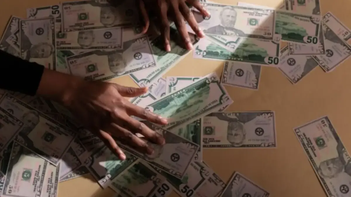 Ramalan Keuangan Zodiak Kamis 18 Desember 2025