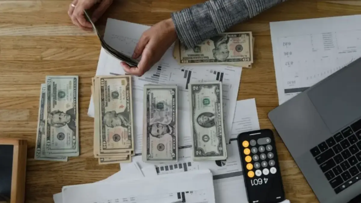 Masa Panen Kerja Keras! Ramalan Keuangan Zodiak Besok 12 Desember 2025 untuk Aries hingga Virgo Ramalan Keuangan Zodiak Besok 12 Desember 2025