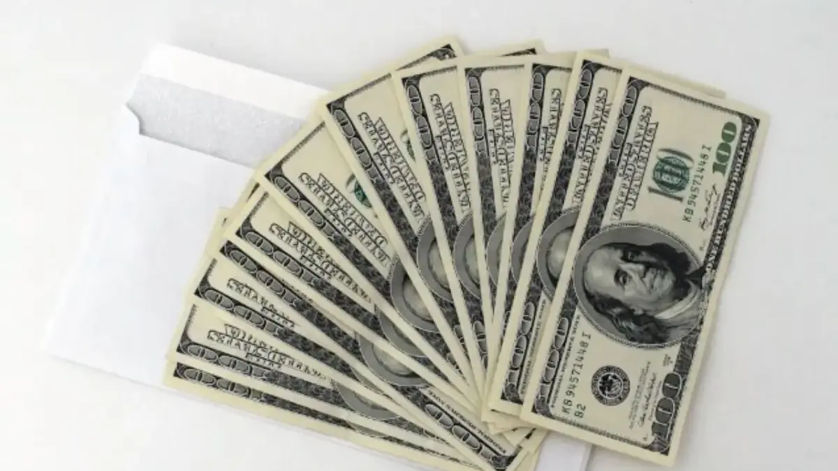 Ramalan Keuangan Zodiak Besok 24 Desember 2025