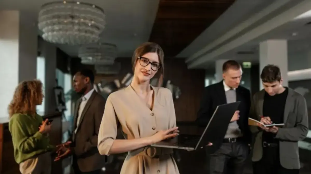 Karier & Keuangan Aman! Ramalan Shio Minggu 28 Desember 2025 untuk Naga, Ular, Kuda, dan Kambing Ramalan Shio Minggu 28 Desember 2025