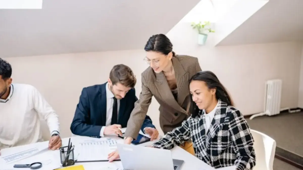 Ada Perkembangan Karier? Ramalan Shio Besok 23 Desember 2025 untuk Naga, Ular, Kuda, dan Kambing Ramalan Shio Besok 23 Desember 2025