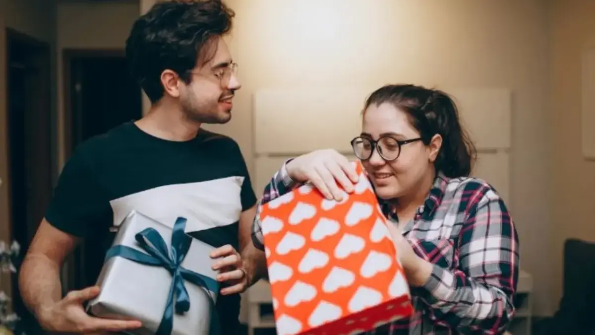 Zodiak 9 Desember 2025 yang Diprediksi Penuh Keberuntungan