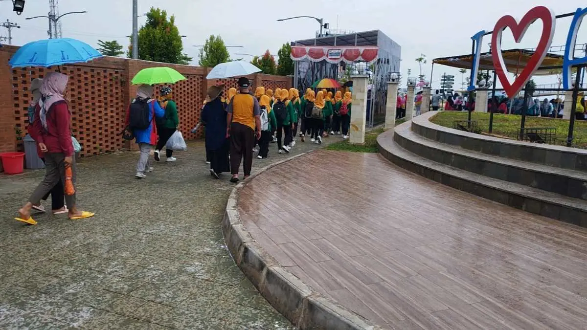 Kunjungan TWL Pantai Pasir Kencana Pekalongan Tembus 63 Ribu Orang, Event Musik Jadi Magnet Wisatawan