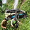 Mobil Operasional PLN Terjun ke Jurang 160 Meter di Lebakbarang Usai Diterjang Longsor, Sopir Selamat