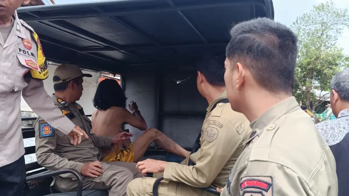 Sering Masuk Rumah dan Mengamuk, ODGJ Meresahkan di Siwalan Diamankan Satpol PP Kabupaten Pekalongan