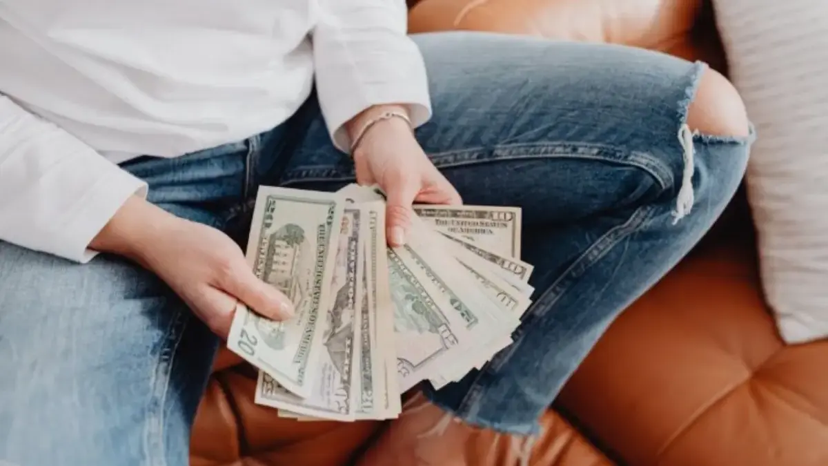 Ramalan Keuangan Zodiak Sabtu 17 Januari 2026