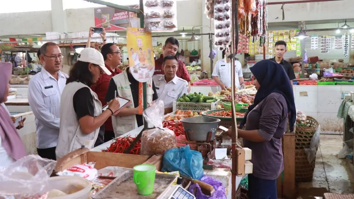 Bapanas Pantau Pasar Batang, Stok Pangan Aman Jelang Lebaran 2026, Harga Beras Masih Sesuai HET