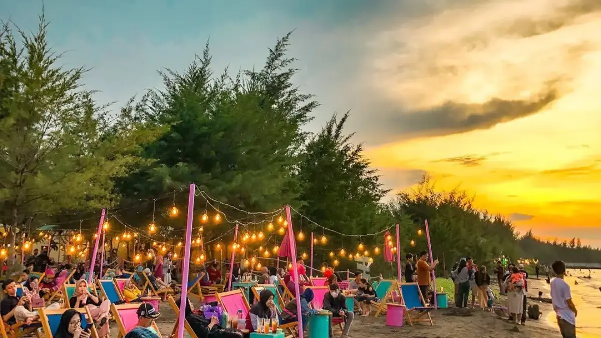 Batang Kian Bersinar, 3 Pantai Ini Jadi Favorit Wisatawan Saat Libur Lebaran