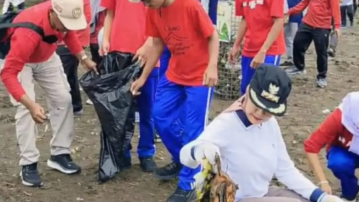 HPSN 2026: Bupati Kendal Soroti Sumbatan Sampah di Sungai dan Ajak Warga Jaga Lingkungan Tetap Asri