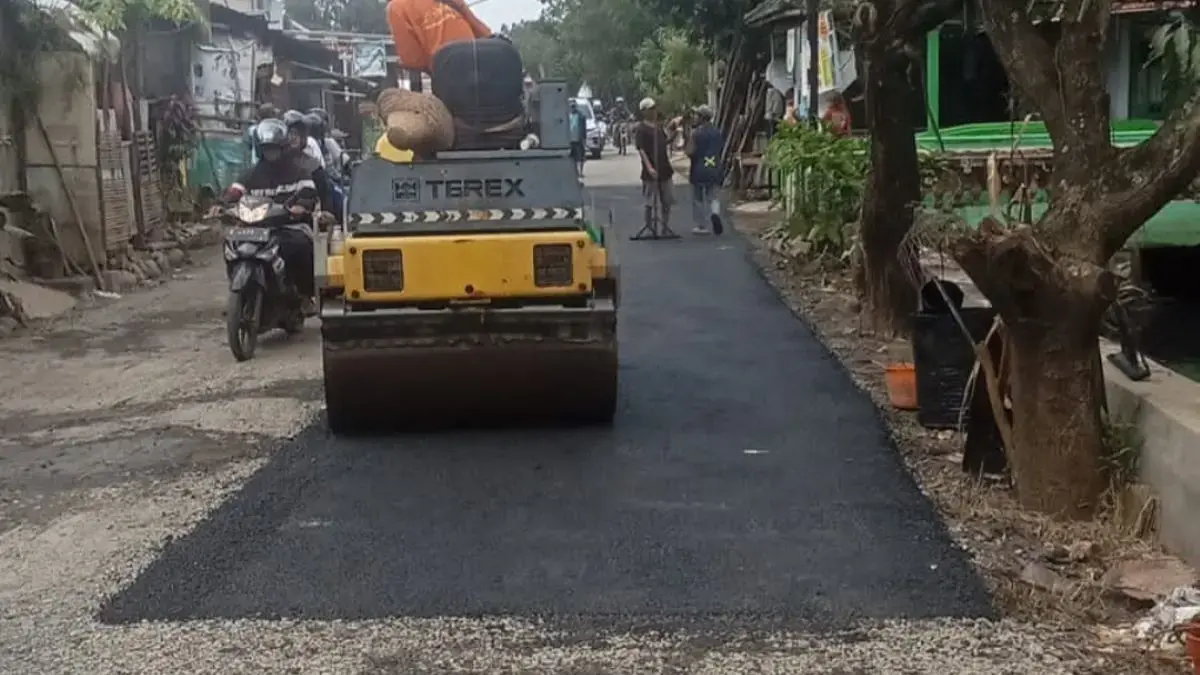 Jalan Rusak di Pekalongan Capai 80 Persen, DPUPR Hanya Bisa Tambal Sulam Akibat Anggaran Terbatas Jalan Rusak di Pekalongan Capai 80 Persen, DPUPR Hanya Bisa Tambal Sulam Akibat Anggaran Terbatas