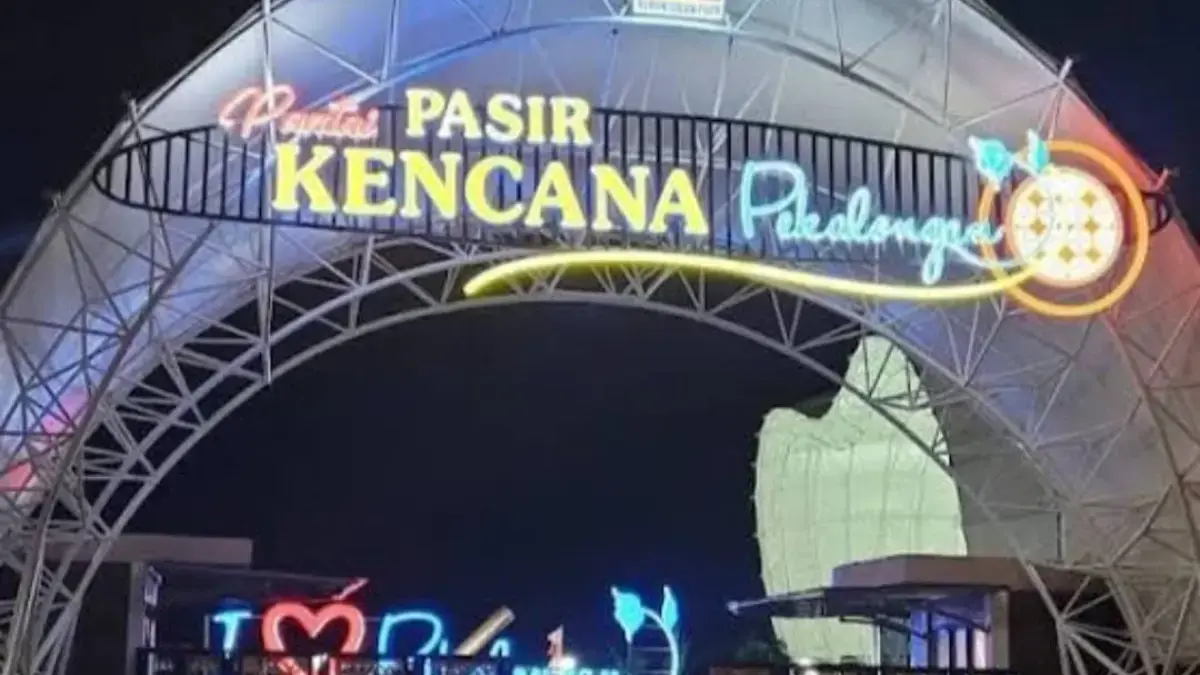 Keindahan Pantai Pasir Kencana Keindahan Pantai Pasir Kencana