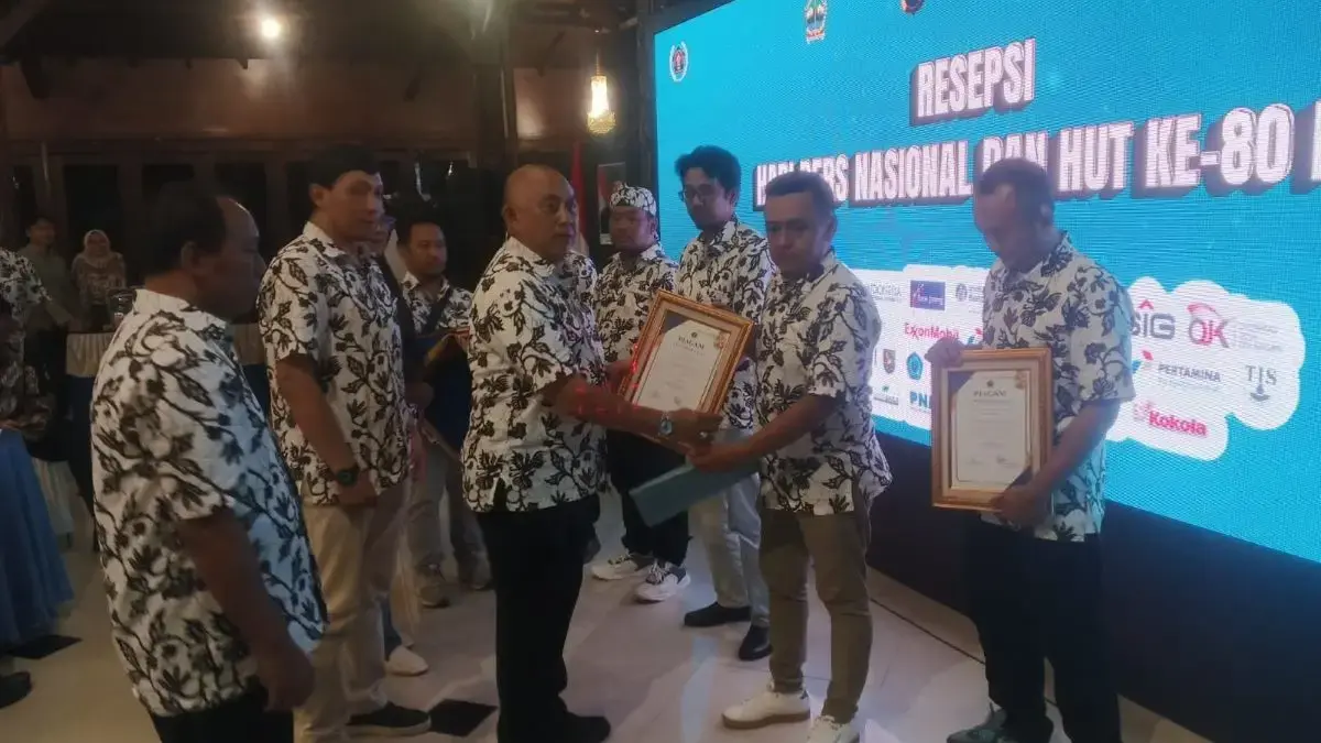 PWI Kota Pekalongan Raih Penghargaan Kepedulian Lingkungan, Jadi Solusi di Tengah Kondisi Darurat Sampah