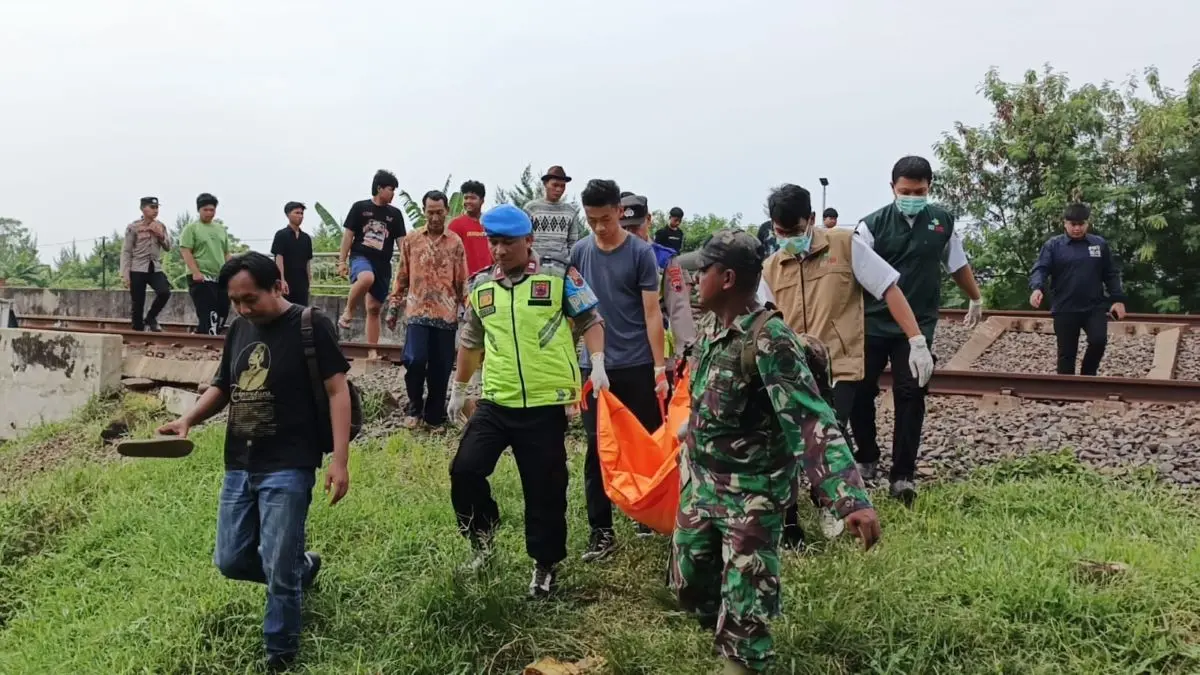 Pejalan Kaki Tewas Tertemper KA Tawang Jaya di Batang, KAI Ingatkan Larangan Beraktivitas di Jalur Rel