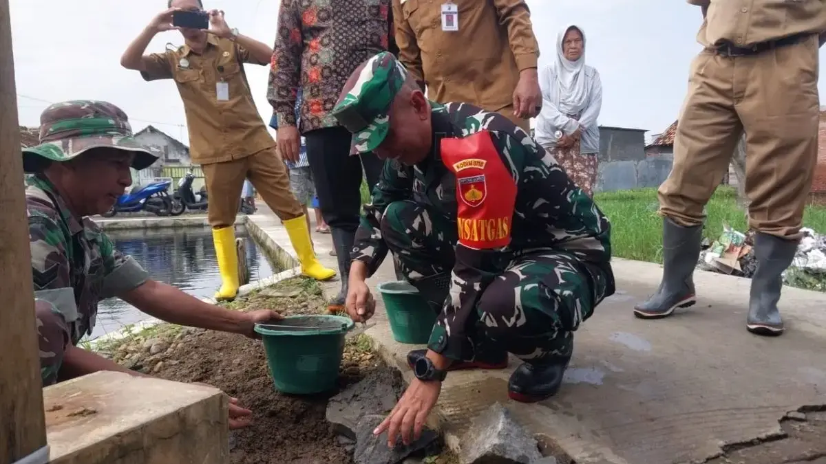 TMMD Sengkuyung I 2026 Dimulai, Fokus Atasi Banjir Rob di Bandengan Melalui Betonisasi Jalan Pesisir