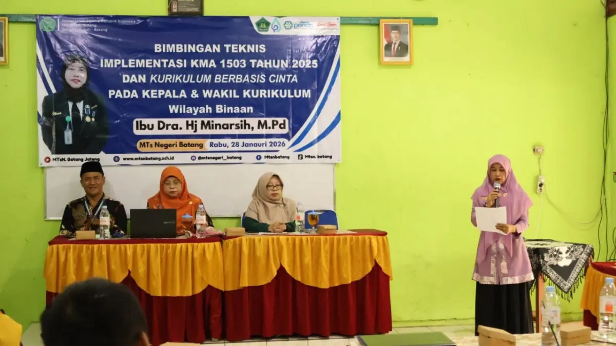 Transformasi Madrasah: MTs N Batang Mulai Terapkan Kurikulum Berbasis Cinta dan Deep Learning Transformasi Madrasah: MTs N Batang Mulai Terapkan Kurikulum Berbasis Cinta dan Deep Learning