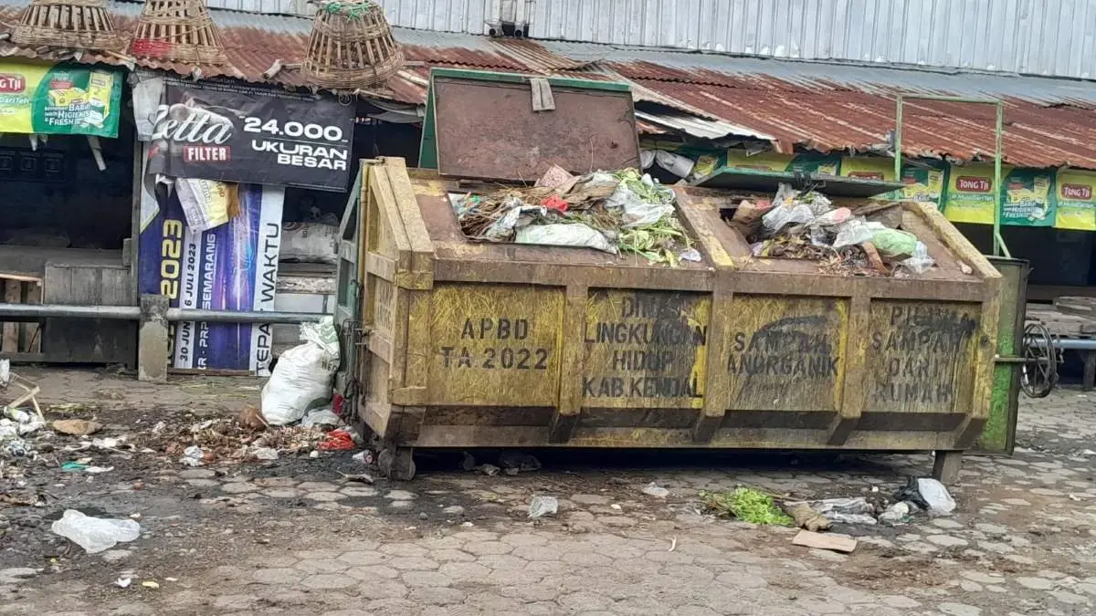 Awas Numpuk! Volume Sampah Lebaran 2026 di Kendal Naik 30 Persen, Pasukan DLH Kerja Ekstra