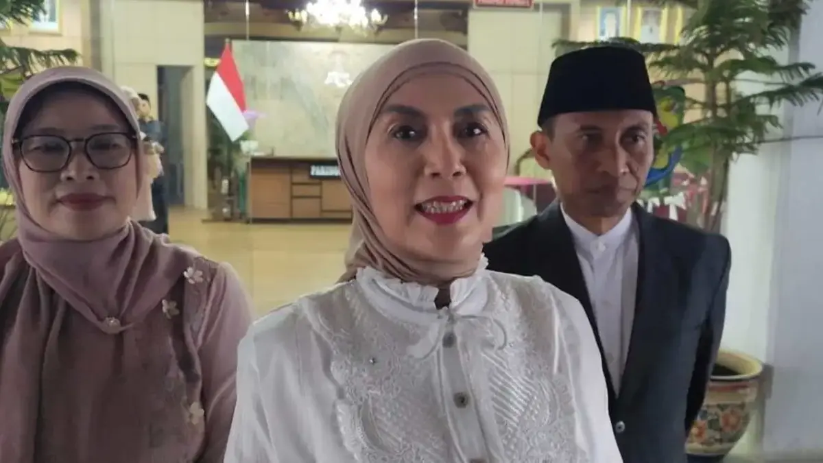 Batal Open House, Bupati dan Wabup Kendal Terima Silaturahmi Lebaran di Rumah Pribadi