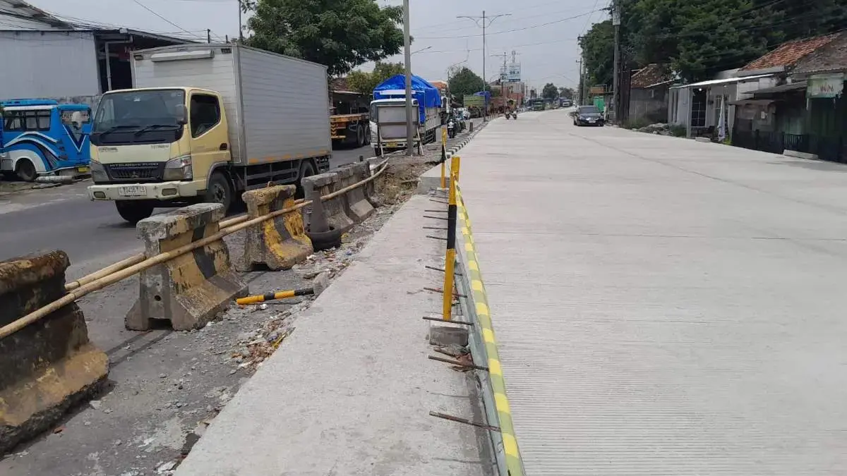 Jalur Pantura Cepiring Kendal Mulai Dibuka Bertahap, Polisi Pastikan Arus Mudik 2026 Bebas Hambatan Jalur Pantura Cepiring Kendal Mulai Dibuka Bertahap, Polisi Pastikan Arus Mudik 2026 Bebas Hambatan