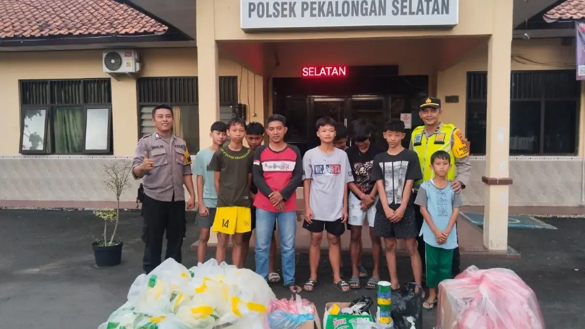 Kapok Ada Korban Jiwa! Warga Kuripan Pekalongan Serahkan Petasan dan Balon Udara ke Polisi