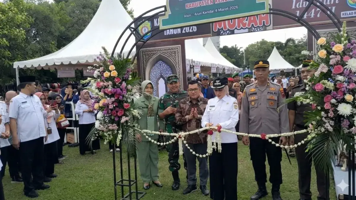 Pasar Murah Alun-alun Kendal, Pemkab Salurkan 1.200 Paket Sembako Murah untuk Tekan Harga Jelang Lebaran