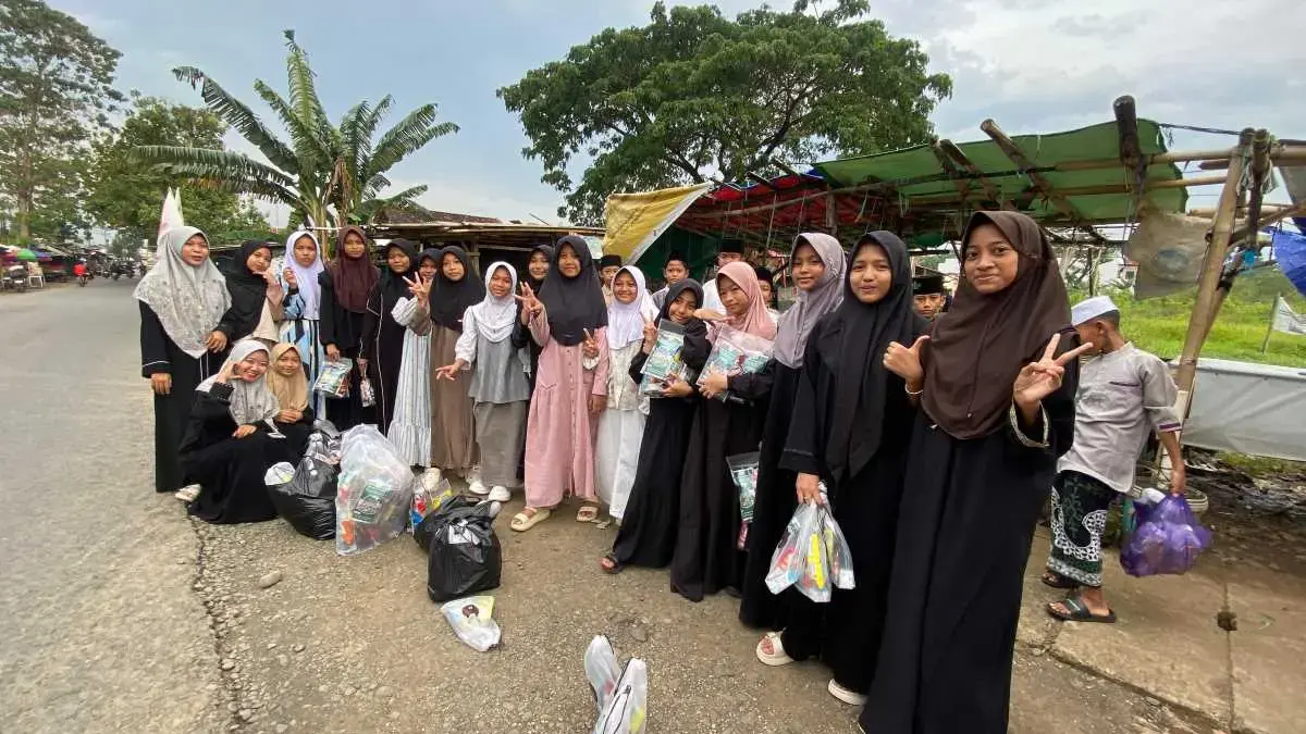 Pesantren Ramadan SDIT Bahrul Ulum Pekalongan, Fokus Perbaiki Wudu hingga Aksi Berbagi Takjil