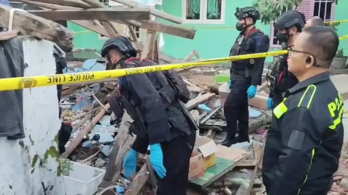 Petaka Petasan Jumbo Pekalongan, 2 Ledakan dalam 3 Hari, 1 Rumah Hancur & 1 Pelajar Tewas