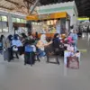 Puncak Arus Balik 2026! Stasiun Pekalongan Diserbu 7 Ribu Lebih Penumpang pada H+2 Lebaran