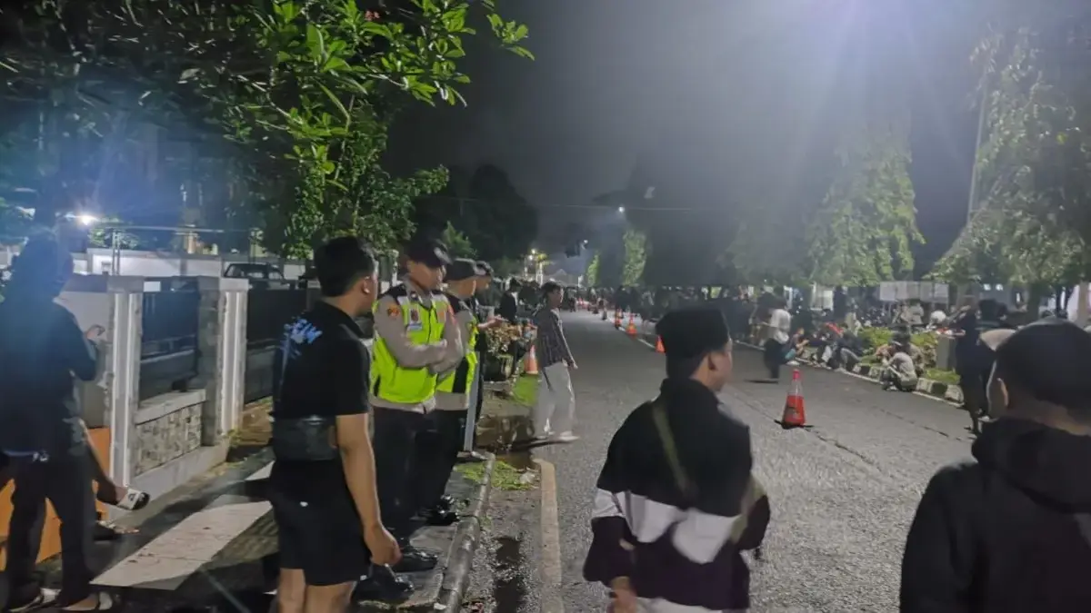 Ratusan Penonton Padati Balap Lari di Jalan Krakatau Kajen, Polres Pekalongan Beri Pengawalan Ketat