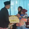 1.000 Warga Batang Lulus Mandiri dari PKH, Pemkab dan BPI Salurkan Bantuan Sosial