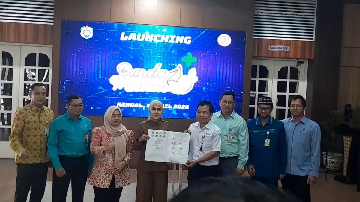 Gebrakan Bupati Kendal Tika, Bayi Lahir Langsung Kantongi Dokumen dan BPJS via Bunda Melati Plus Gebrakan Bupati Kendal Tika, Bayi Lahir Langsung Kantongi Dokumen dan BPJS via Bunda Melati Plus