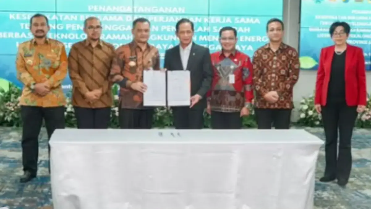 Gebrakan! Wali Kota Pekalongan Teken MoU, Sampah Bakal Disulap Jadi Listrik Lewat Proyek PSEL Gebrakan! Wali Kota Pekalongan Teken MoU, Sampah Bakal Disulap Jadi Listrik Lewat Proyek PSEL