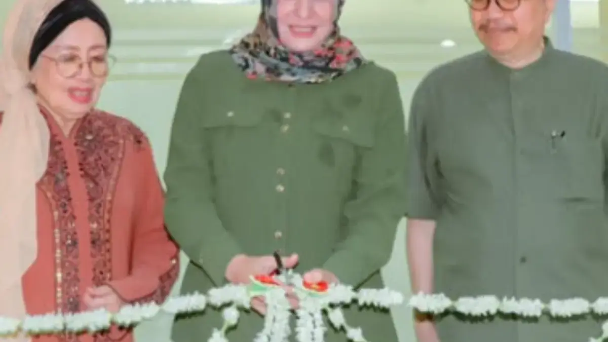 Genjot Minat Baca! Balgis Diab Resmikan Yagis Corner di Unikal, Hibahkan 3.516 Buku Gratis