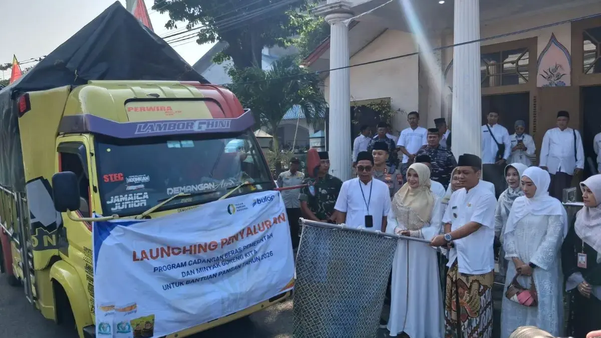 HUT ke-120 Pekalongan: Pemkot Salurkan Bantuan Beras dan Minyak Goreng untuk 39 Ribu KPM