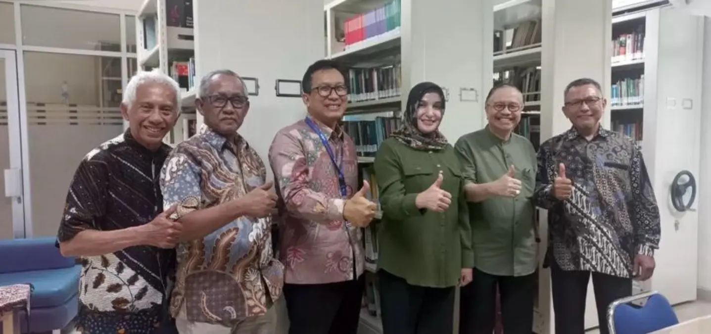 Perkuat Literasi Kampus, Unikal Resmikan Yagis Corner Berisi 3.516 Buku ...