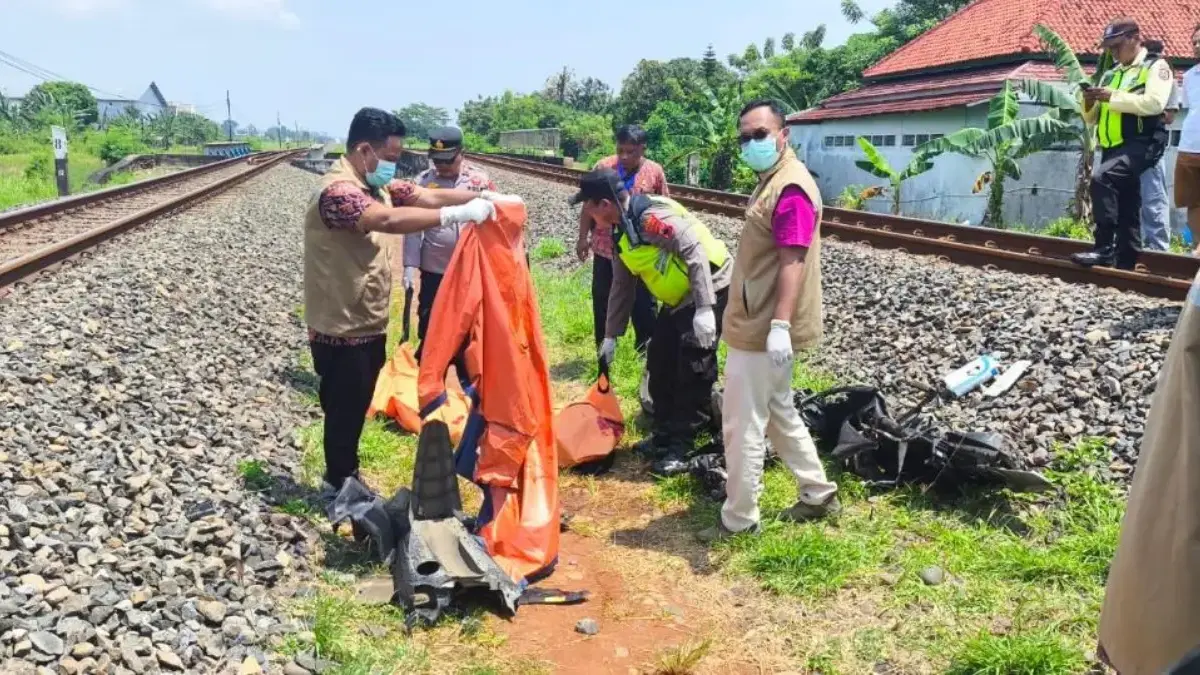 Petugas Palang Pintu KA di Batang Resmi Tersangka, Lalai Berujung Pengendara Motor Tewas Tertabrak