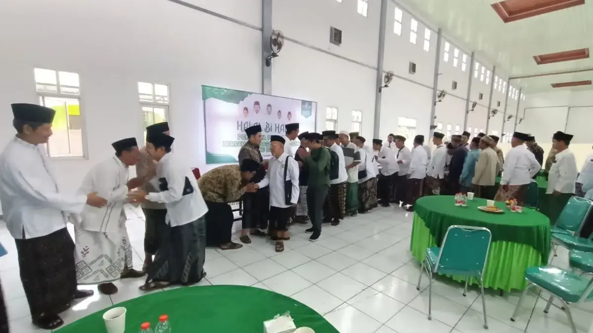Serap Nasihat Mustasyar, PCNU Kota Pekalongan Gelar Halalbihalal Bahas Krisis Energi Global Serap Nasihat Mustasyar, PCNU Kota Pekalongan Gelar Halalbihalal Bahas Krisis Energi Global