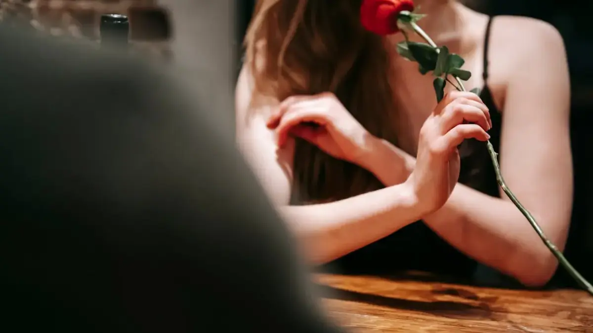 Ramalan Cinta Zodiak Besok 25 April 2026