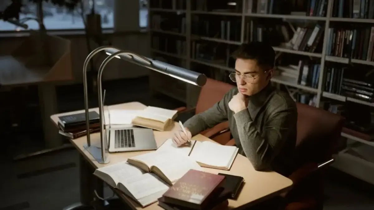 Ramalan Karier Zodiak Kamis 23 April 2026