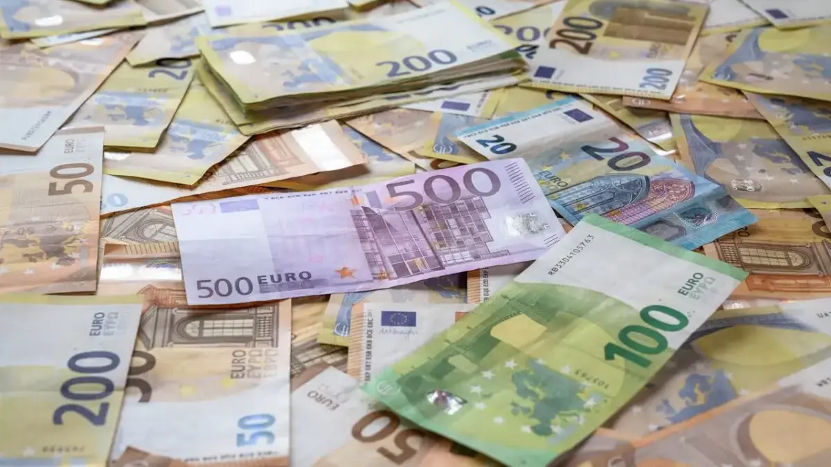 Ramalan Keuangan Zodiak Minggu 5 April 2026