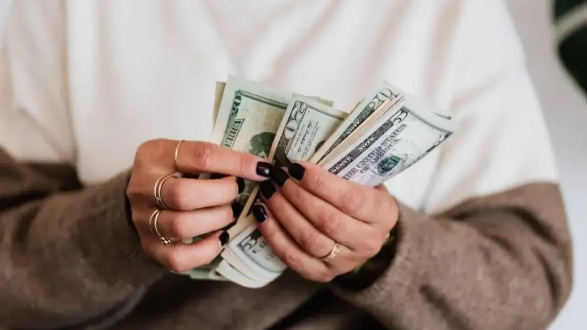 Ramalan Keuangan Zodiak Besok 23 April 2026