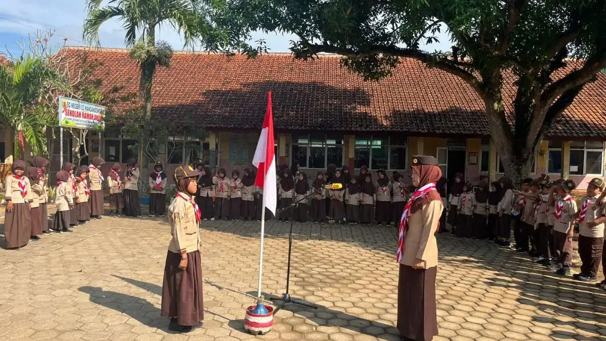 Bentuk Karakter Sejak Dini, SDN 02 Wangandowo Pekalongan Rutin Gelar Latihan Pramuka Siaga