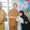 Hari Lansia 2026, Ratusan Warga Panjang Baru Pekalongan Dapat Sembako dan Cek Kesehatan Gratis